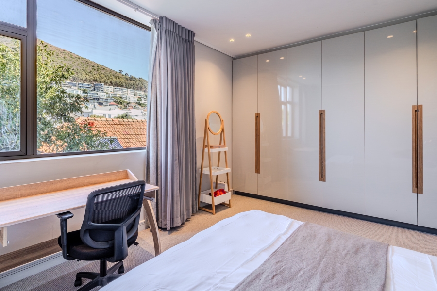 1 Bedroom Property for Sale in Green Point Western Cape